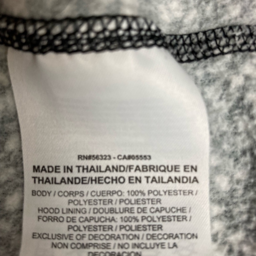 Nike Black and White women thermal training hoodie - Picture 10 of 10